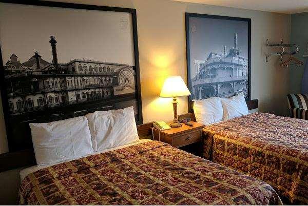 Super 8 By Wyndham Shenandoah Hotel Bilik gambar
