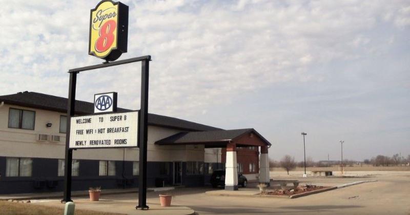 Super 8 By Wyndham Shenandoah Hotel Luaran gambar